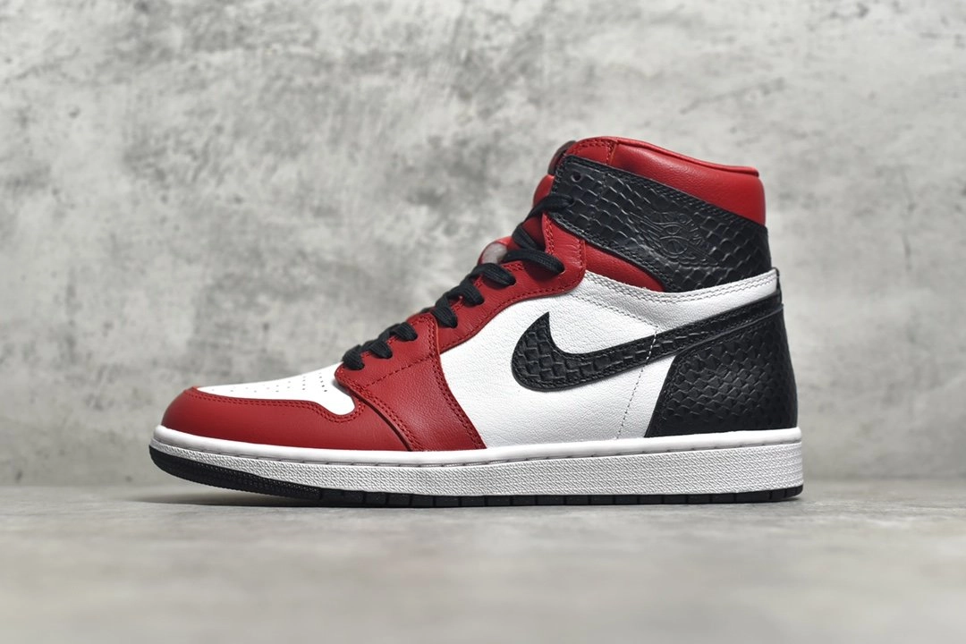 Air Jordan 1 High OG Satin Red